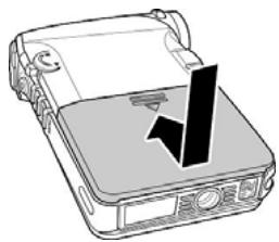 HITACHI DZHV582E - Insérer la batterie - 3