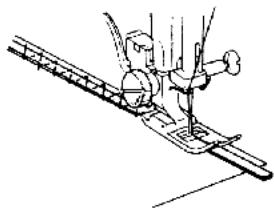 QUIGG MD 11836 - Assembler par couture deux pieces de tissu (déchirures) - 7