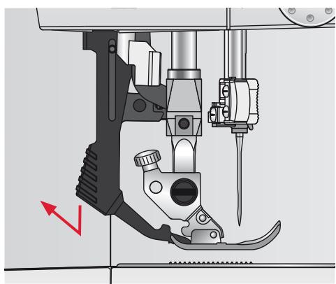 PFAFF AMBITION 1.0 - Débrayage du système IDT™ - 2