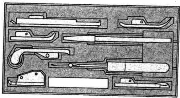 PFAFF TIPMATIC 1027 - Accessory box and accessory compartment - 3
