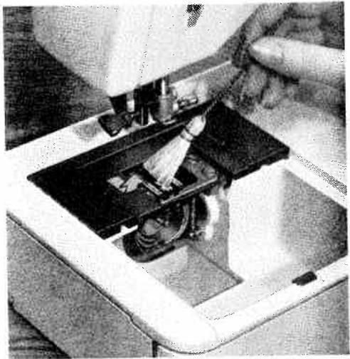 PFAFF 1222, 1222E - Your Pfaff needs very little attention - 3