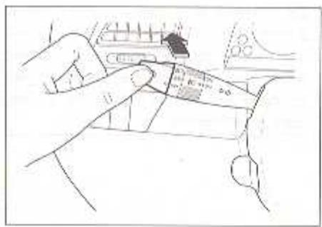 DAEWOO NUBIRA - Commande des PHARES antibroullard avant* - 1