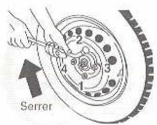 DAEWOO NUBIRA - Attention - 1