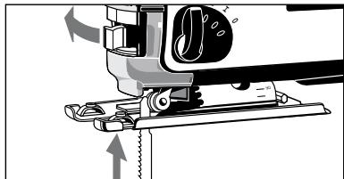 AEG STEP 570 X - Inserción de la segueta - 3