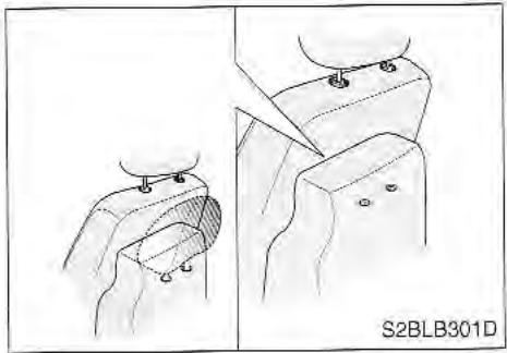 KIA SORENTO 2003 - Pour rabattre le siège arrière: - 1