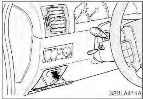 KIA SORENTO 2003 - Plateau central - 1