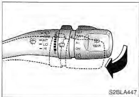 KIA SORENTO 2003 - Essuie-glace à balayage unique - 1