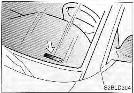 KIA SORENTO 2003 - Etiquettes - 1