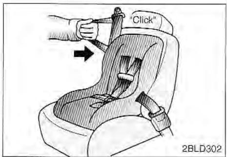 KIA SORENTO 2003 - Ceinture de sécurité passager mise en mode de verrouillage automatique - 3