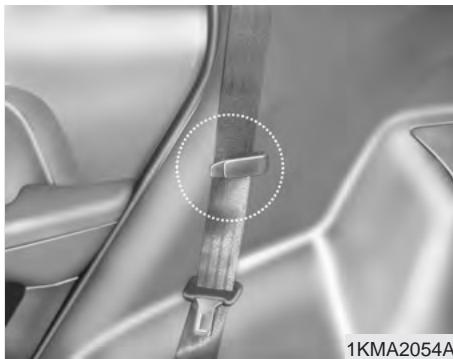 KIA SPORTAGE 2 - Sièges arrière à dossiers rabattables - 3