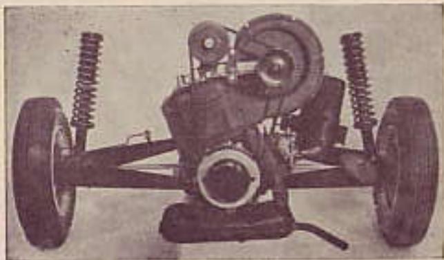 PIAGGIO VESPA 400 - Possibilite de deposer le moteur seul - 3