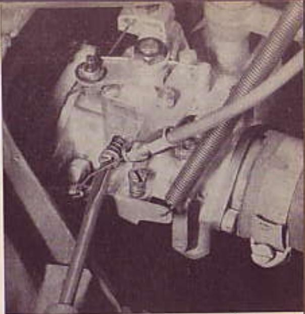 PIAGGIO VESPA 400 - Travailer sur moteur CHAUD - 2