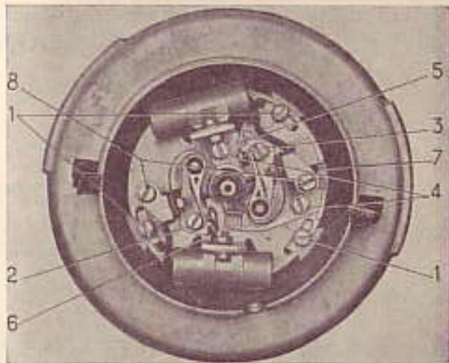 PIAGGIO VESPA 400 - EGLAGE De l'ecartement des contacts du rupteur - 1