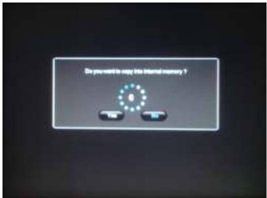 TELEFUNKEN DPF 7933 - Si el marco está encendido y reproduce las diapositivas de la memoria interna: - 1