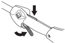 MCCULLOCH T22LCS - Clichetul de blocare a butonului de acceleratie - 1