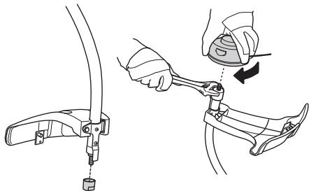 MCCULLOCH T22LCS - Fitting the trimmer guard and trimmer head (T22LCS) - 3
