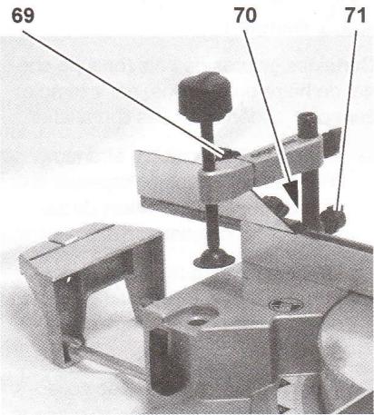 METABO KGS 254 - Montage du dispositif de serrage de la pièce - 1