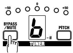 BOSS AD-8 - Appuyez sur la touche bypass/mute. - 1