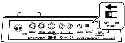 BOSS DR3 - Installer les piles - 1