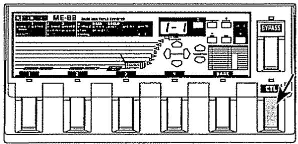 BOSS ME-8B - < Sélection du mode Tuner avec la pédale de contrôle> - 1