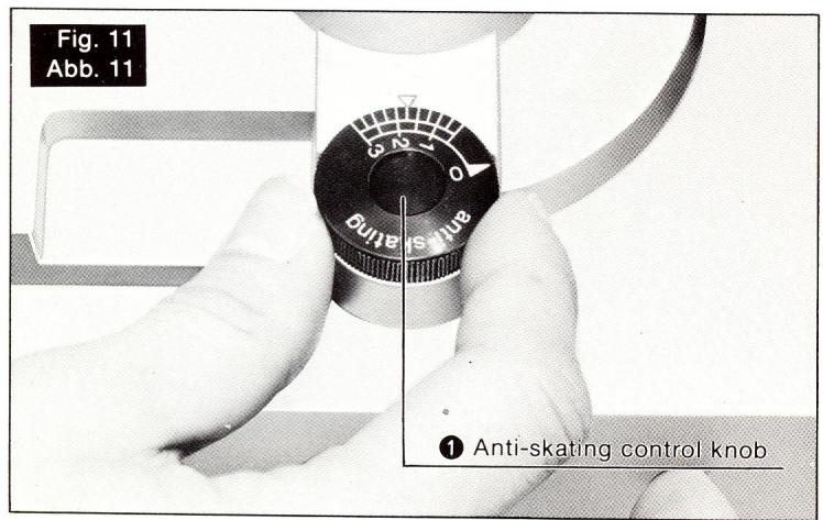 TECHNICS SL-231 - Réglages de l'équilibrage horizontal zéro (0) et de la pression de la pointe de lecture. - 2