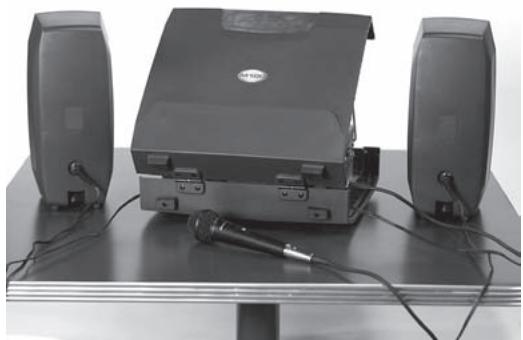 PEAVEY MESSENGER M100 - Conectando el Mezclador y los Altavoces - 1