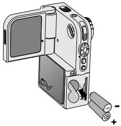 AIPTEK POCKET DV 3500 - Mise en place des piles - 2
