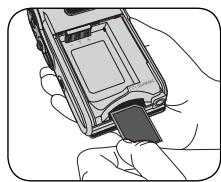 AIPTEK POCKET DV 6800S - Insérer une carte mémoire (facultatif) - 2