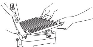 CUISINART GR4E - INSTALLATIE VAN DE BAKPLATEN - 3