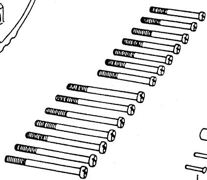 MZ ETZ 125 - Prémontage du demi-carter gauche - 2