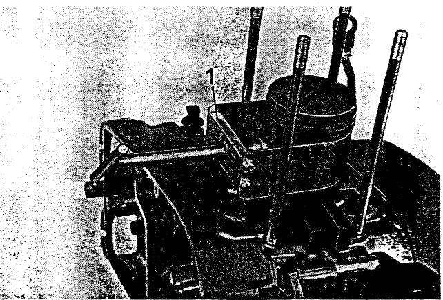 MZ ETZ 125 - Dépose du groupe de cylindre - 1