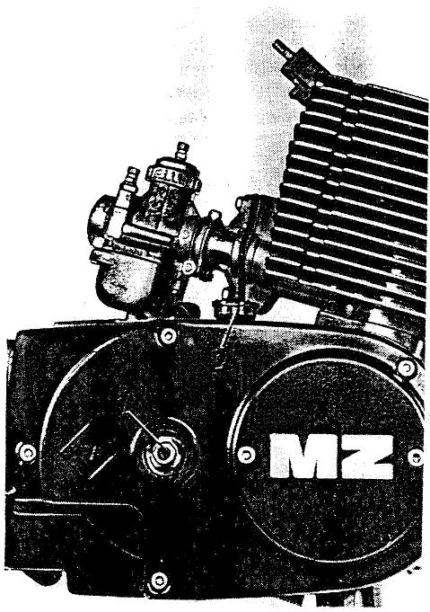 MZ ETZ 125 - Installation du moteur - 1