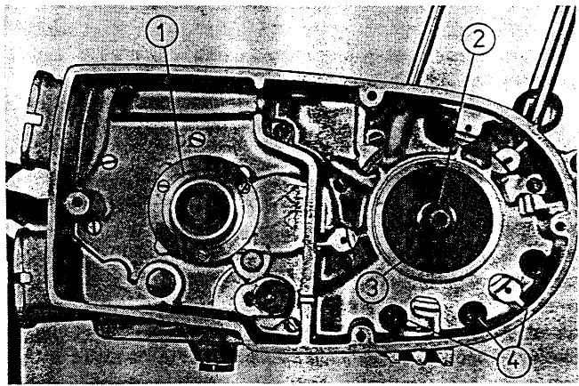 MZ ETZ 125 - Moteur - démonter le (:oté de généatrice) - 2