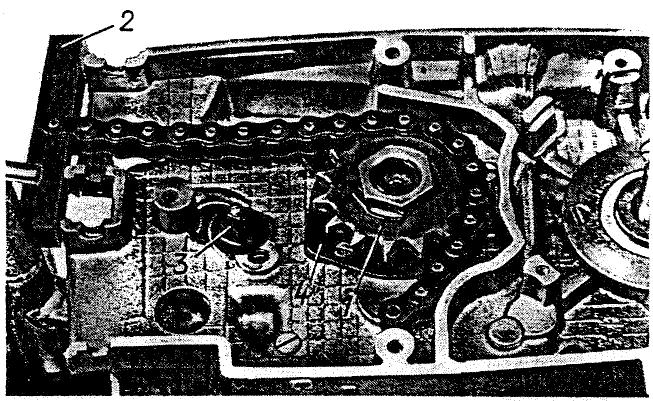 MZ ETZ 125 - Monter le demi-carter croit - 9