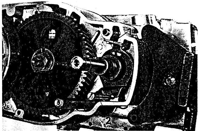 MZ ETZ 125 - Montage du couvercle d'embrayage - 1