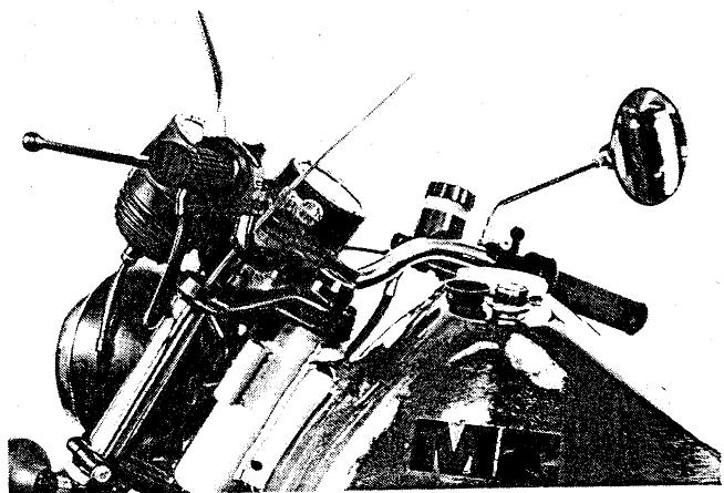 MZ ETZ 125 - Essai de fonctionnement de la fourche téléscopique - 1