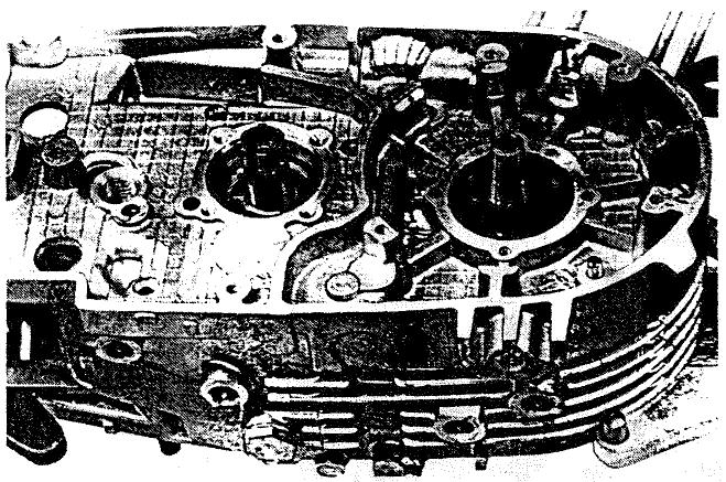 MZ ETZ 125 - Monter le demi-carter croit - 1