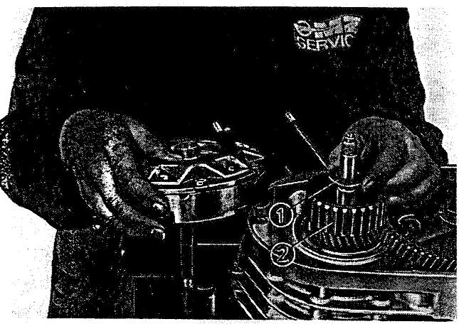 MZ ETZ 125 - Montage de l'embrayage - 1