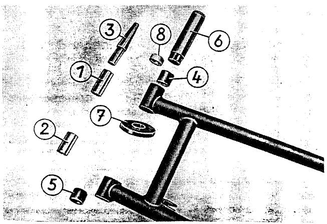 MZ ETZ 125 - Echange de la suspension sur caoutchouc - bielle oscillante de roue arriere - 1