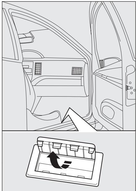 LANCIA MUSA - PLAQUE D'IDENTIFICATION DE LA PEINTURE DE LA CARROSSERIE fig. 4 - 1