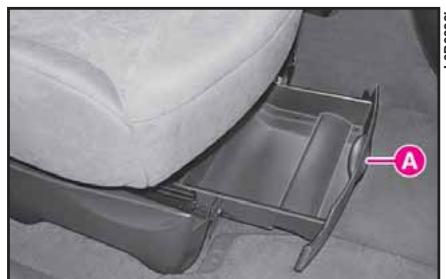 LANCIA PHEDRA - COMPARTIMENTS PORTE-OBJETS - 2