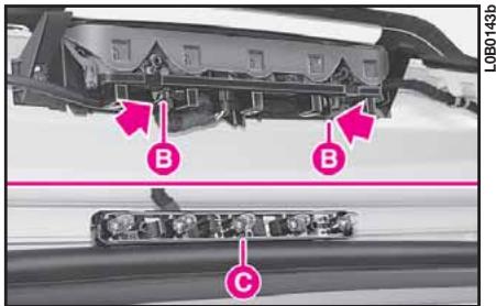 LANCIA PHEDRA - PLAFONNIER AVANT CENTRAL ET ARRIERE (fig. 29 - 30) - 1