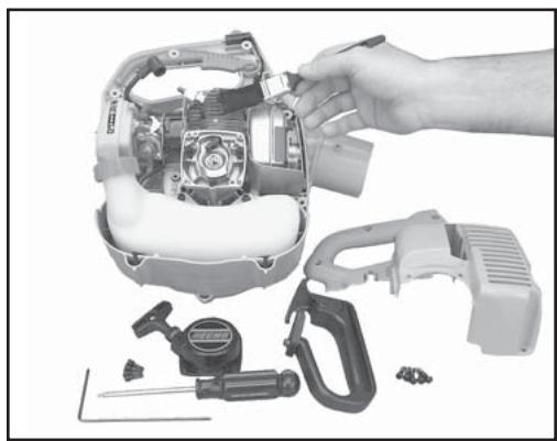 ECHO ES210 - Nettoyage des ailettes du cylindre - 1