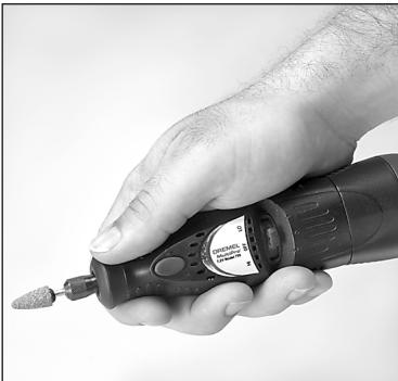 DREMEL 761 - Utilisation de l'outil rotatif sans cordon - 2