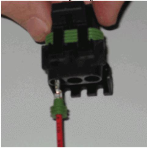 TRIMBLE EZ-GUIDE 500 LIGHTBAR SYSTEM 4.00 - Raccordement d'un connecteur femelle weatherpak aux fils du commutateur - 3