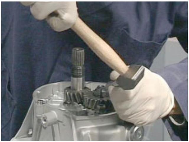 MOTO GUZZI NEVADA CLASSIC 750 IE - REMONTAGE DU PRESELECTEUR - 13