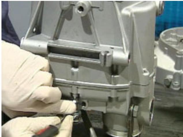 MOTO GUZZI NEVADA CLASSIC 750 IE - REMONTAGE DU PRESELECTEUR - 9