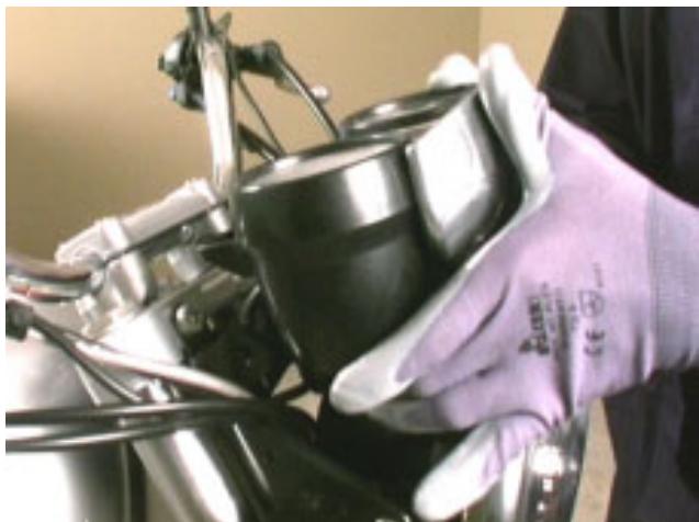 MOTO GUZZI NEVADA CLASSIC 750 IE - ATTENTION - 8