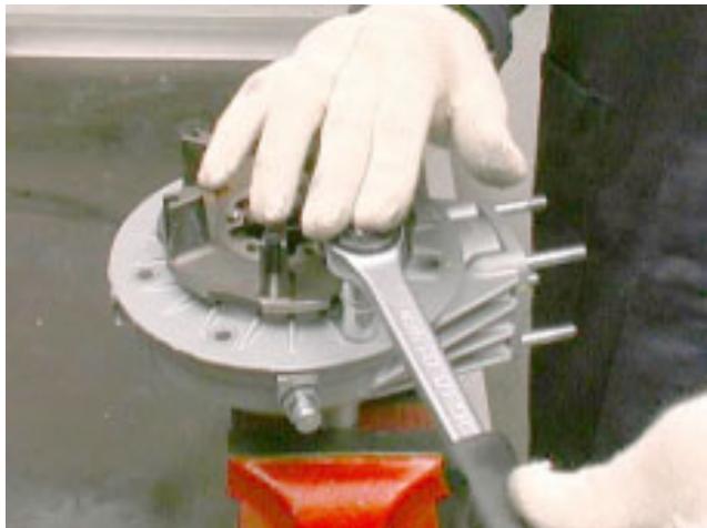 MOTO GUZZI NEVADA CLASSIC 750 IE - REPOSE - 14