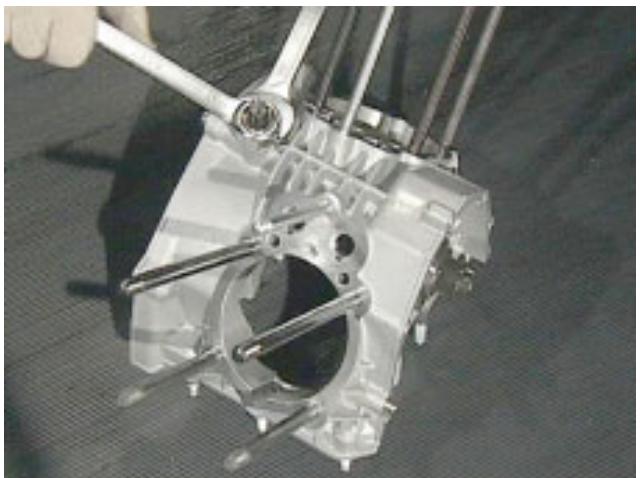 MOTO GUZZI NEVADA CLASSIC 750 IE - DEMONTAGE DU BLOC MOTEUR - 6